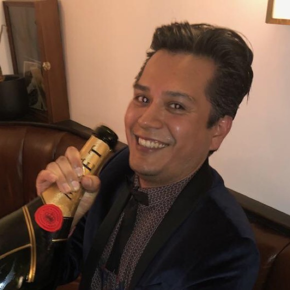 Meet your Posher, Victor - Picture 1 of 1